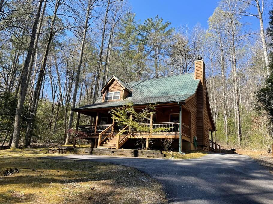2 Bed Cabin Hot Tub Close To Helen #16 Buitenkant foto